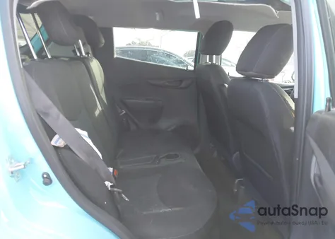 2021 Chevrolet Spark Fwd 1Lt Automatic from USA, damaged, VIN KL8CD6SA1MC227172